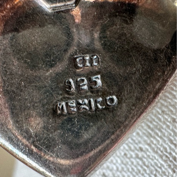 Vintage! Sterling Silver and Inlaid Stone Heart Pin Brooch - Picture 3 of 7